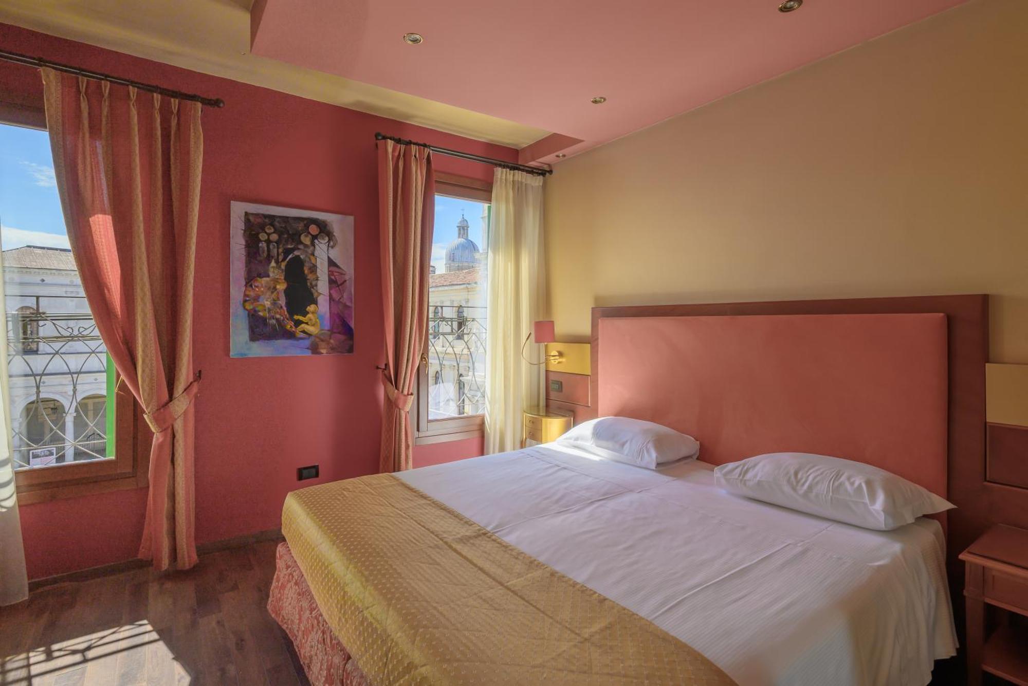 Diamantino Town House 3* Padova