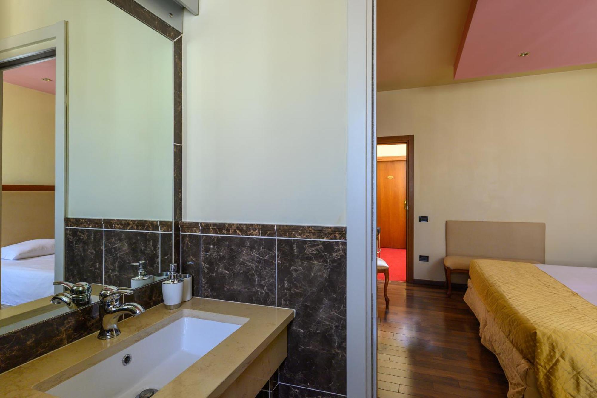 Diamantino Town House Bed & Breakfast 3*