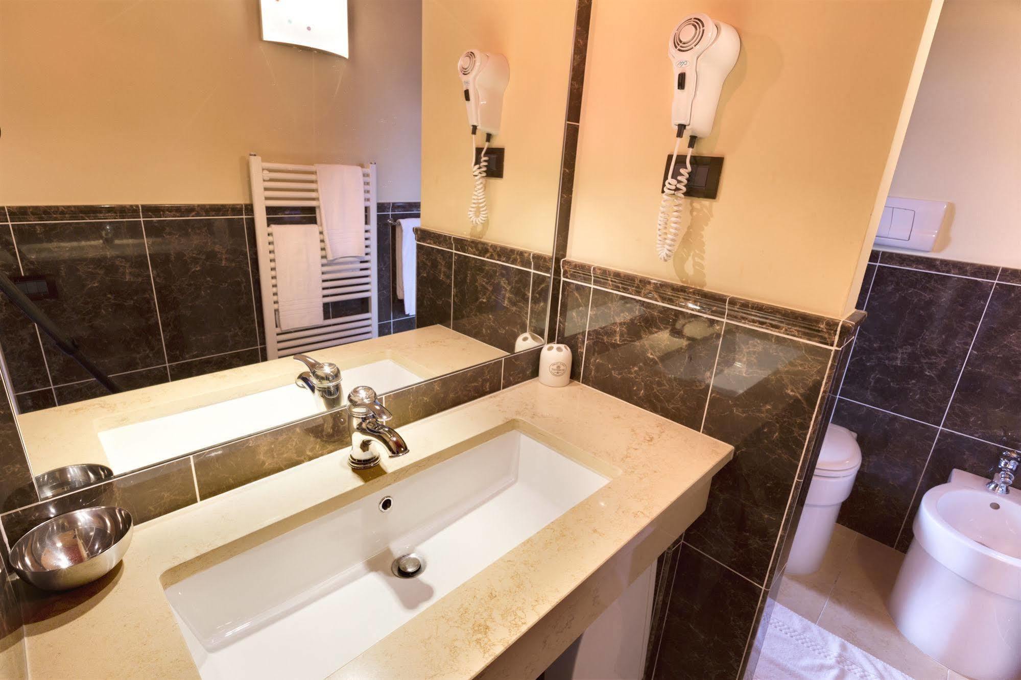 Diamantino Town House Bed & Breakfast 3*