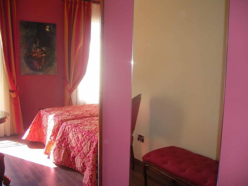 Diamantino Town House